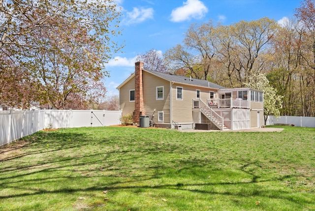 44 Pitman Drive, Reading, MA 01867