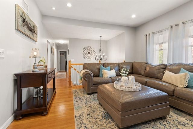 44 Pitman Drive, Reading, MA 01867
