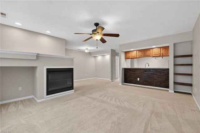 1934 Cranborne CT, Virginia Beach, VA 23453