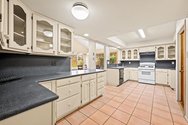 8504 Tallwood DR, Austin, TX 78759