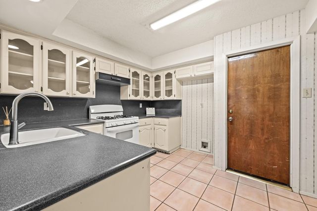 8504 Tallwood DR, Austin, TX 78759