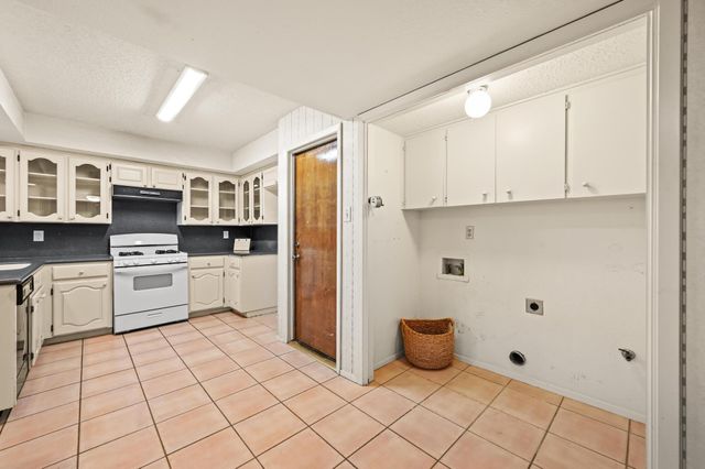 8504 Tallwood DR, Austin, TX 78759