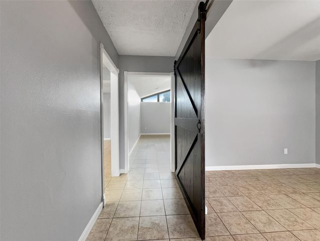 2103 Williamsburg Court N, League City, TX 77573