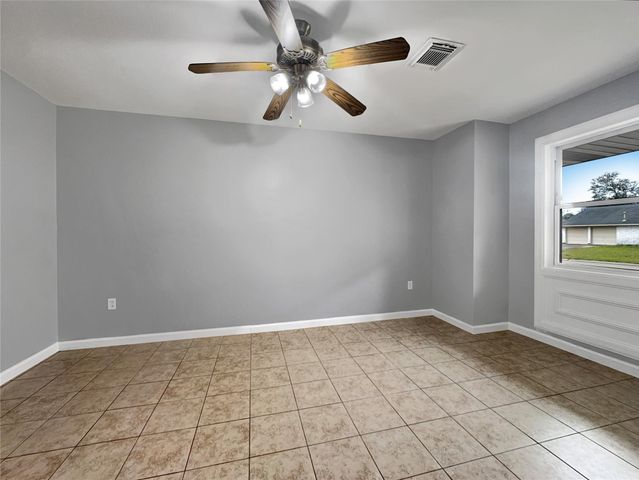 2103 Williamsburg Court N, League City, TX 77573