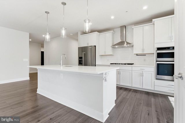 102 SAINT IVES PL, Oxon Hill, MD 20745