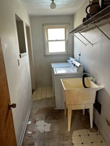 786 Kennedy St, New Eagle, PA 15063