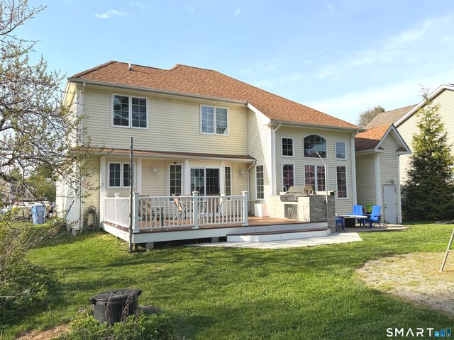 35 Emerald Pines Road, Waterbury, CT 06704