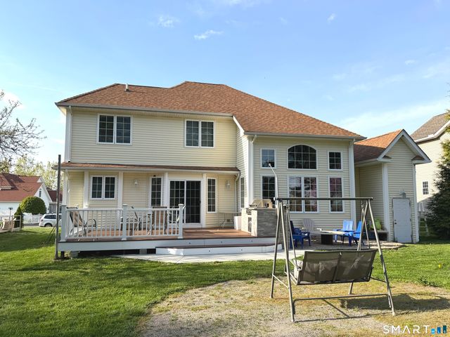 35 Emerald Pines Road, Waterbury, CT 06704