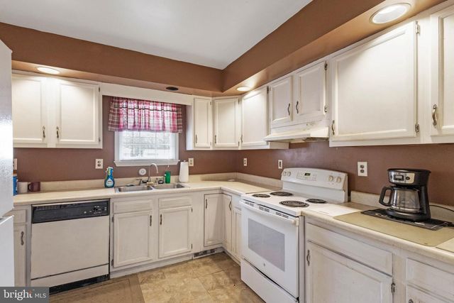 749 HURLEY PARK DR, Seaford, DE 19973