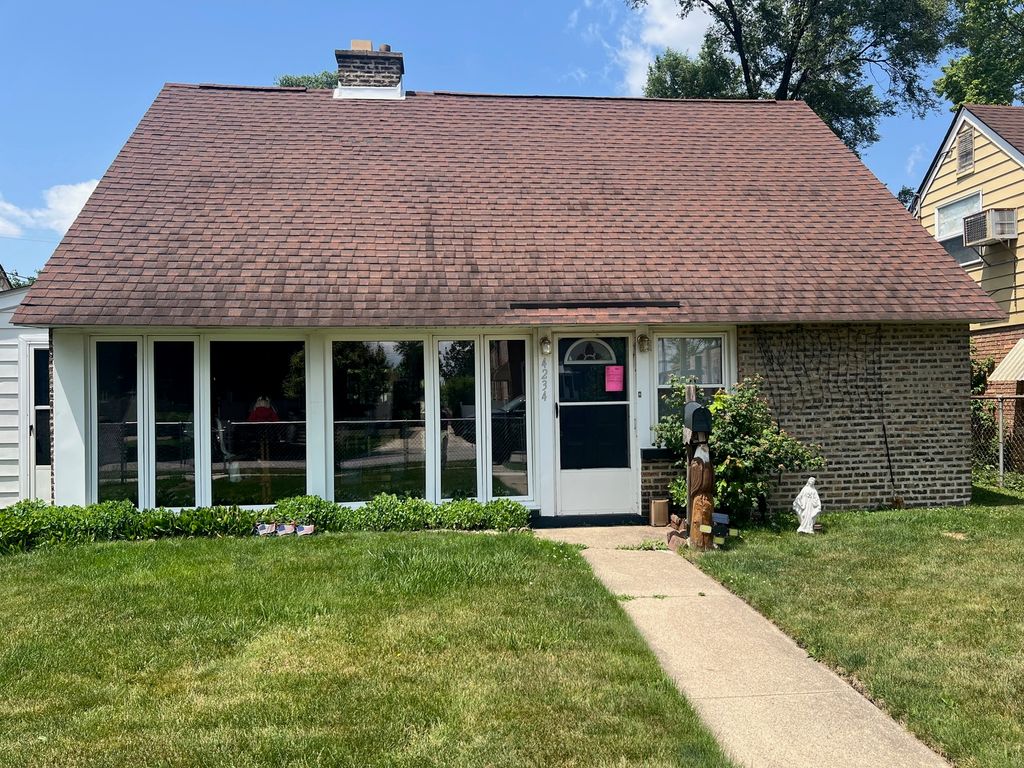 4234 Prescott Avenue, Lyons, IL 60534