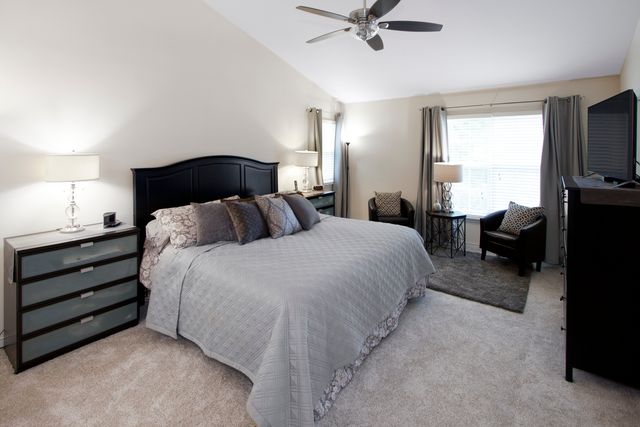 2 Providence Court, Cary, IL 60013