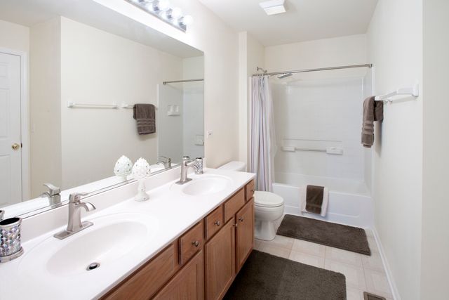 2 Providence Court, Cary, IL 60013