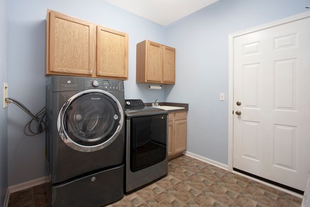 2 Providence Court, Cary, IL 60013