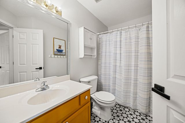 956 Winding Oak Trail, Lexington, KY 40511