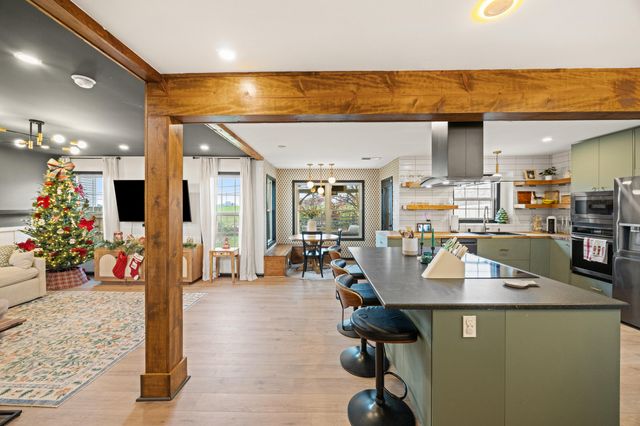 956 Winding Oak Trail, Lexington, KY 40511