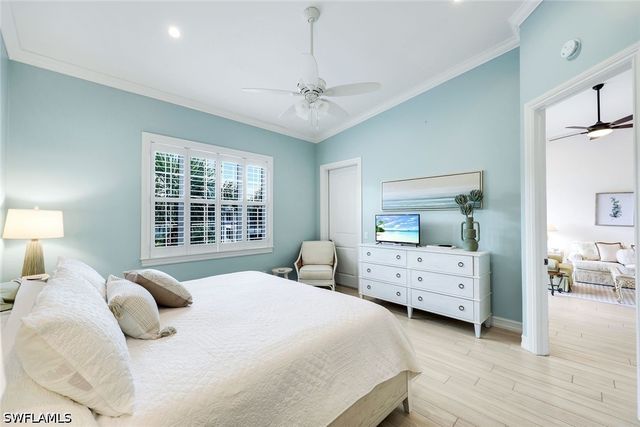 800 Breakaway LN 203, Naples, FL 34108