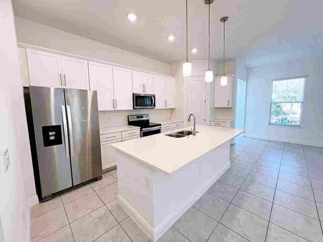 10432 AUSTRINA OAK LOOP, Winter Garden, FL 34787