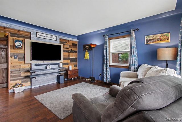 1926 Philomene Boulevard, Lincoln Park, MI 48146