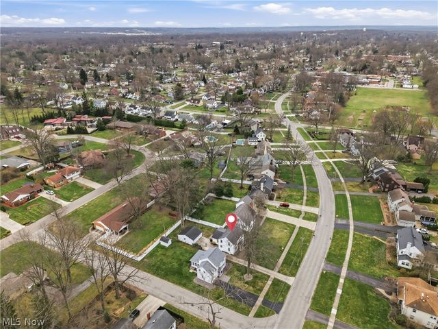 664 Perkinswood Boulevard NE, Warren, OH 44483