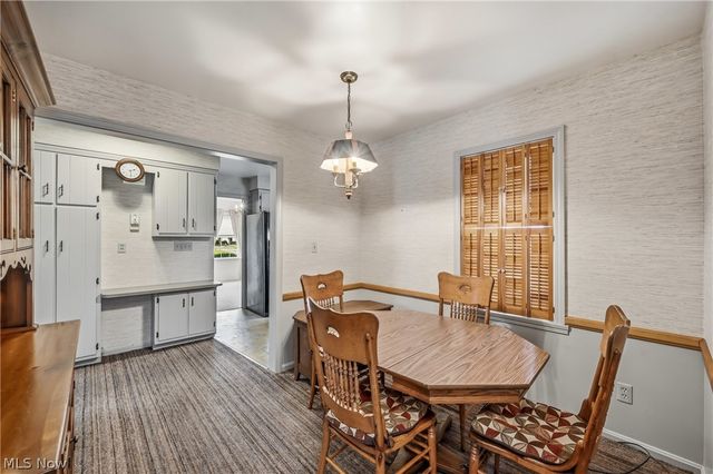 664 Perkinswood Boulevard NE, Warren, OH 44483