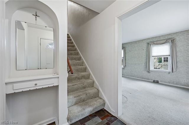 664 Perkinswood Boulevard NE, Warren, OH 44483