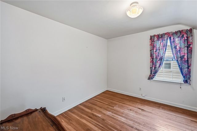 664 Perkinswood Boulevard NE, Warren, OH 44483