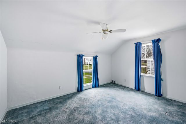 664 Perkinswood Boulevard NE, Warren, OH 44483