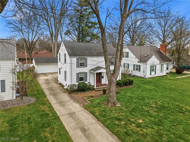 664 Perkinswood Boulevard NE, Warren, OH 44483