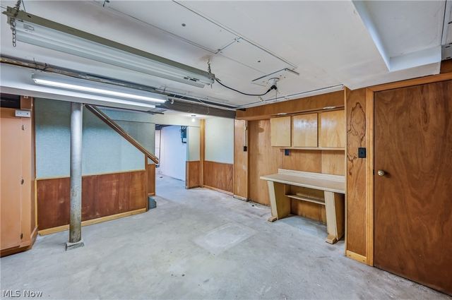 664 Perkinswood Boulevard NE, Warren, OH 44483