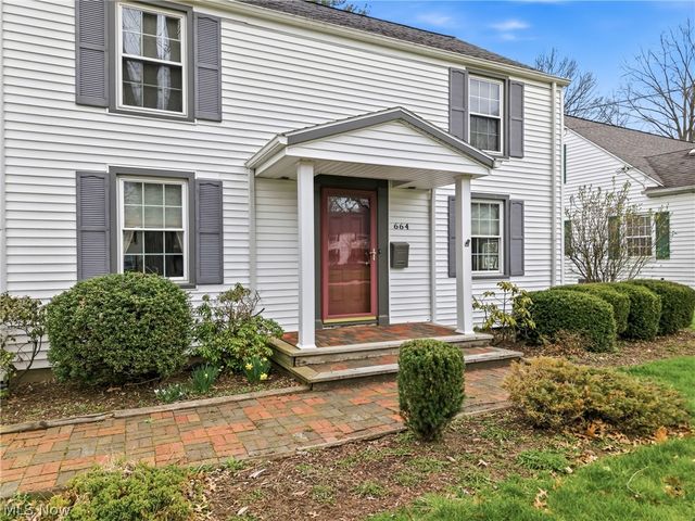 664 Perkinswood Boulevard NE, Warren, OH 44483