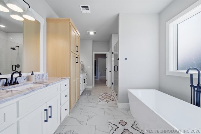 15 W 166th Place S, Glenpool, OK 74033