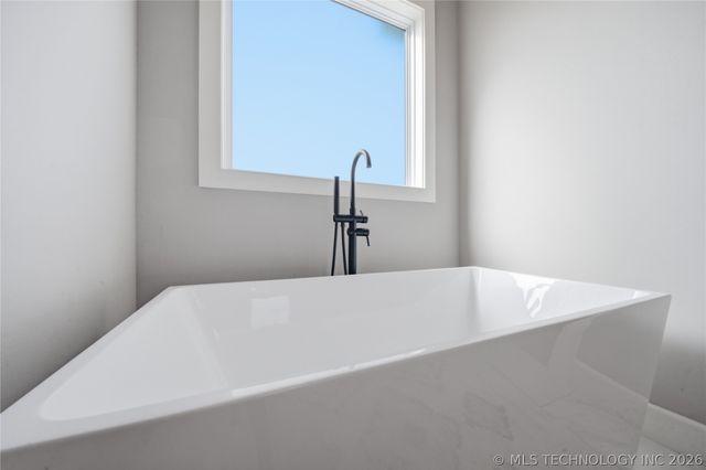 15 W 166th Place S, Glenpool, OK 74033