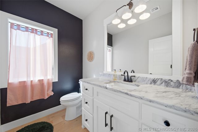 15 W 166th Place S, Glenpool, OK 74033