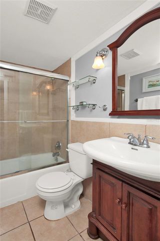 2500 LEE ROAD 222, Winter Park, FL 32789