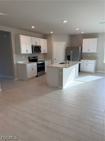5293 Mulsanne WAY, Fort Myers, FL 33905