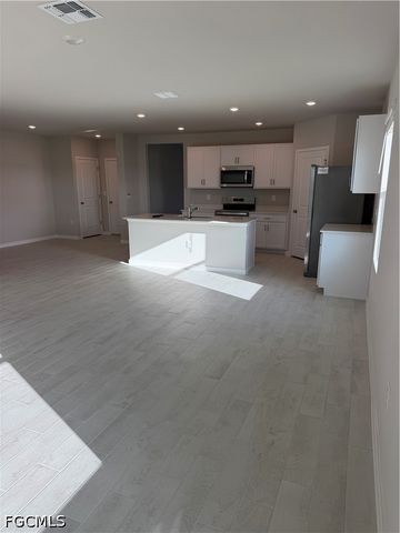 5293 Mulsanne WAY, Fort Myers, FL 33905