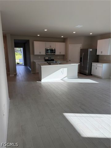 5293 Mulsanne WAY, Fort Myers, FL 33905