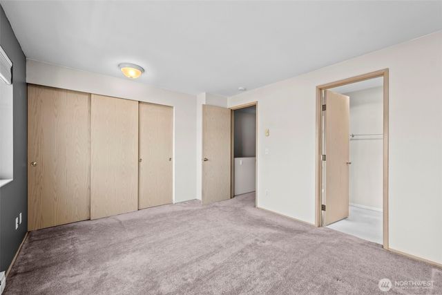 5402 S 237th Place, Kent, WA 98032