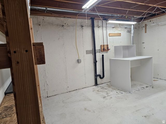 310 N 675 E, North Salt Lake, UT 84054