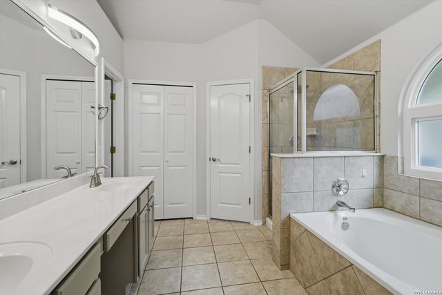 14618 Triple Crown, San Antonio, TX 78248