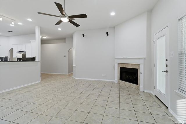 14618 Triple Crown, San Antonio, TX 78248