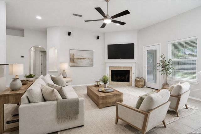 14618 Triple Crown, San Antonio, TX 78248