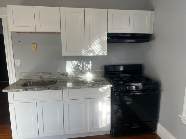 77 Walden 3, Boston, MA 02130