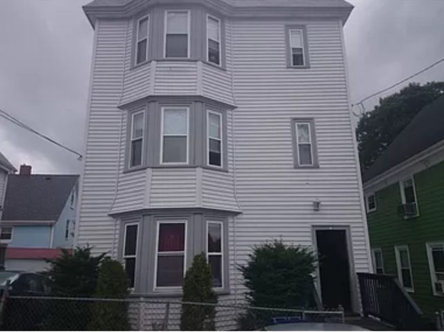 77 Walden 3, Boston, MA 02130