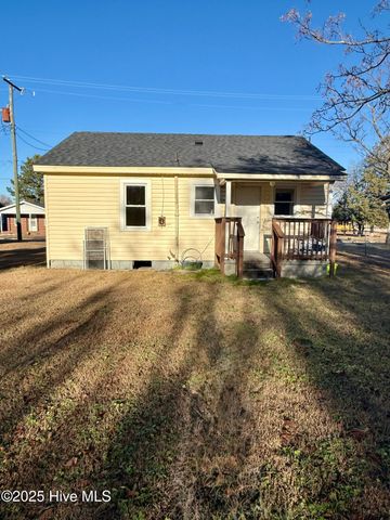 203 Faulk Street, Williamston, NC 27892