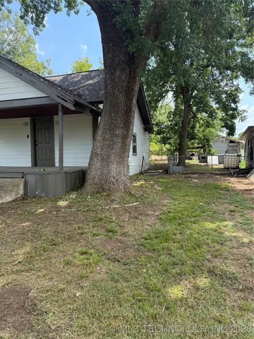 109 W Victor Street, Hugo, OK 74743