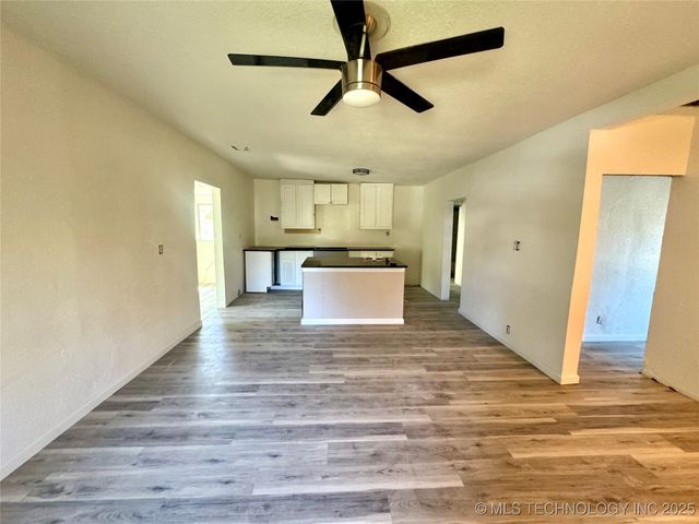 109 W Victor Street, Hugo, OK 74743