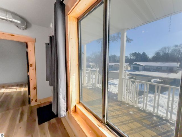 544 W Upton Avenue, Reed City, MI 49307