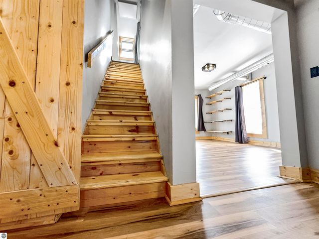 544 W Upton Avenue, Reed City, MI 49307