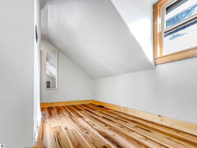 544 W Upton Avenue, Reed City, MI 49307